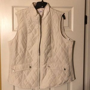 DRESS BARN women’s sleeveless vest w/pockets NWT